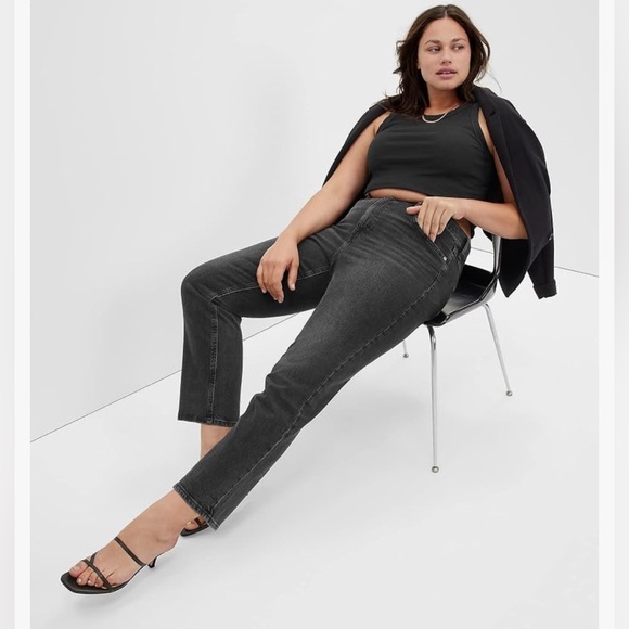 GAP Women's High Rise Straight Fit Denim Jeans - Picture 3 of 6